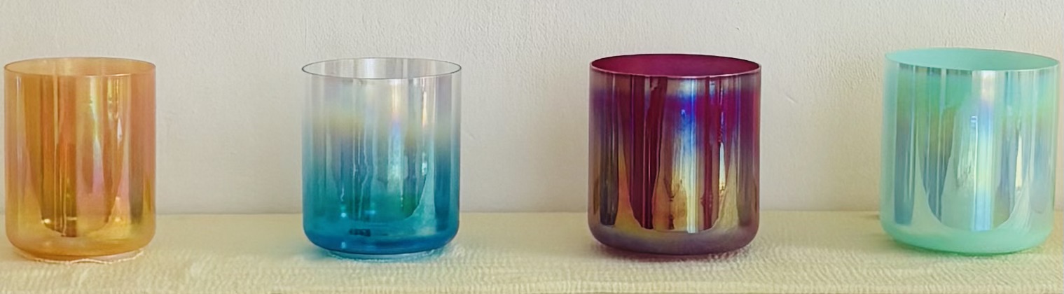 Kristallklangschalen – Crystal Singing Bowls